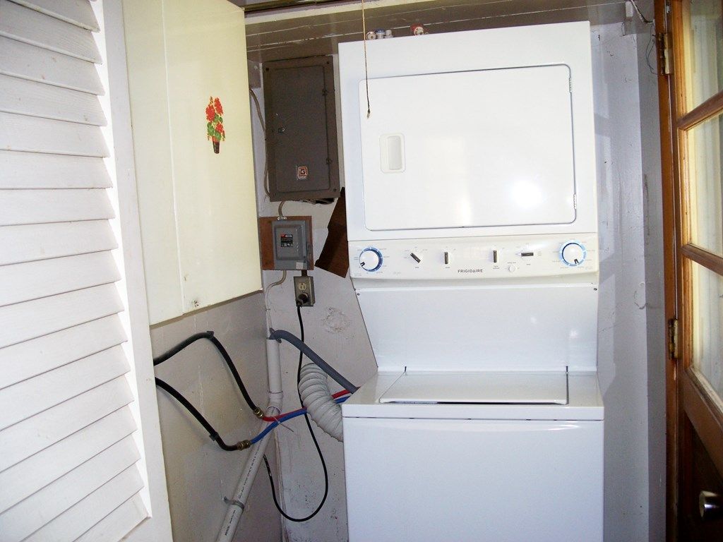 126 Morrison Dr, Princeton, WV 24740